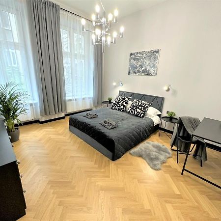 Luxury 100M2 Loft Design-Apartment At Wawel + Netflix Krakow Exterior photo